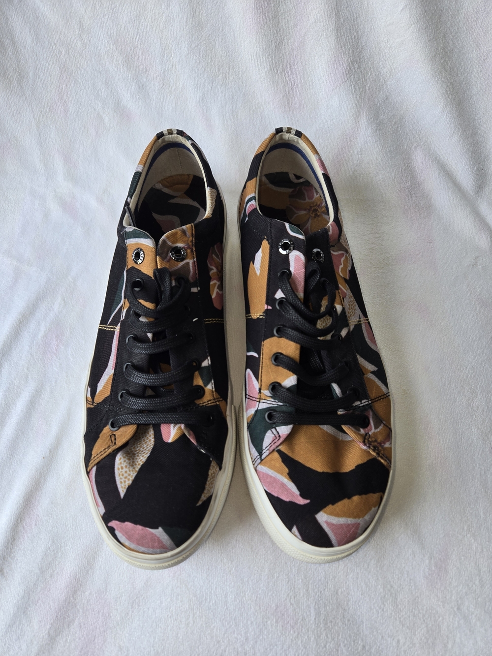 Ted Baker London Black Floral Canvas Lace-Up Sneakers